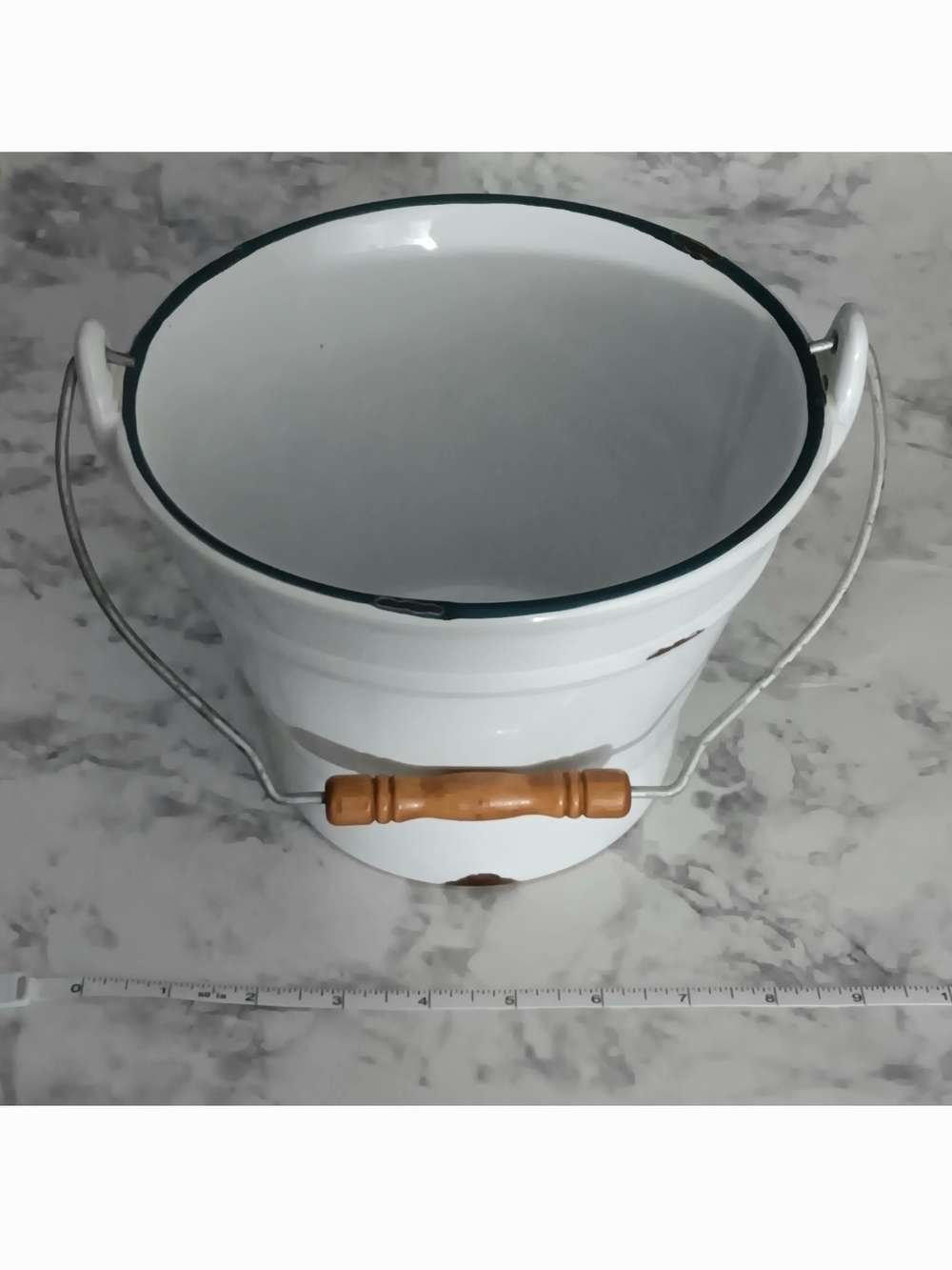 White Enamel Farmhouse Pail Bucket with Wooden Handle – Rustic Decor